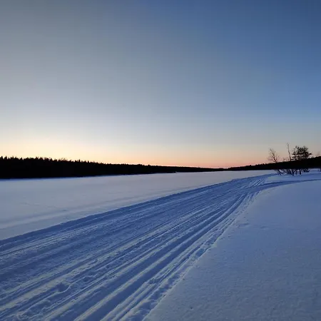 Villa Private Lakefront Log In Lapland With Sauna